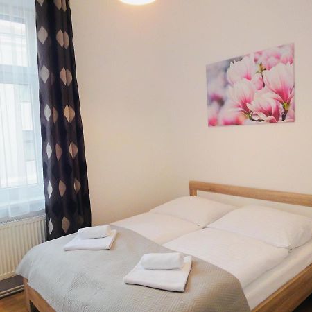 Premium Vienna Apartment ภายนอก รูปภาพ